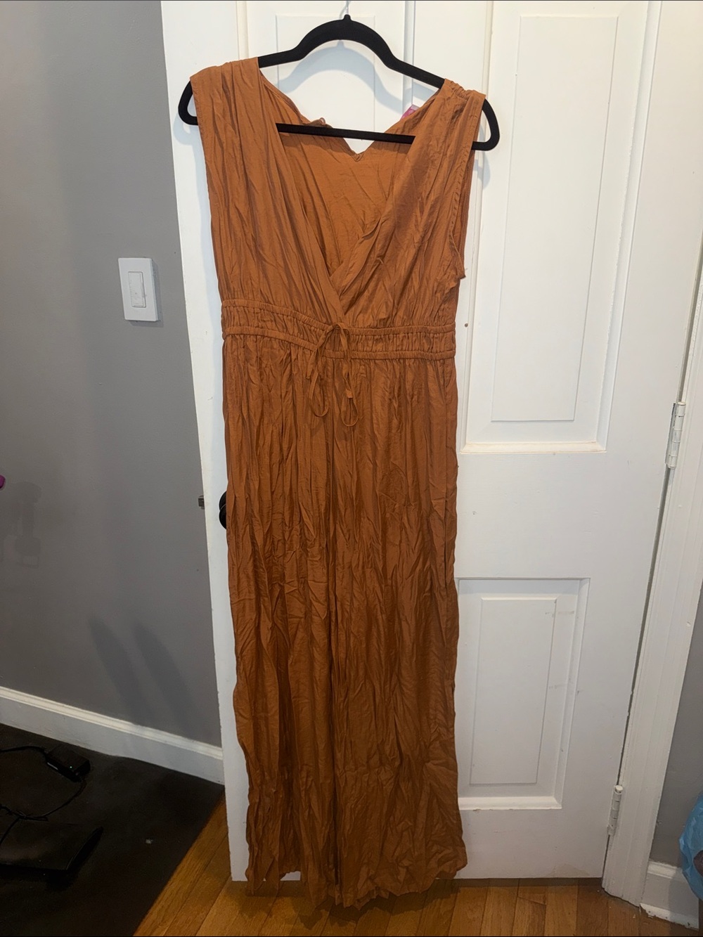 Women’s Rust Brown Sleeveless Jumpsuit– Casual V-Neck